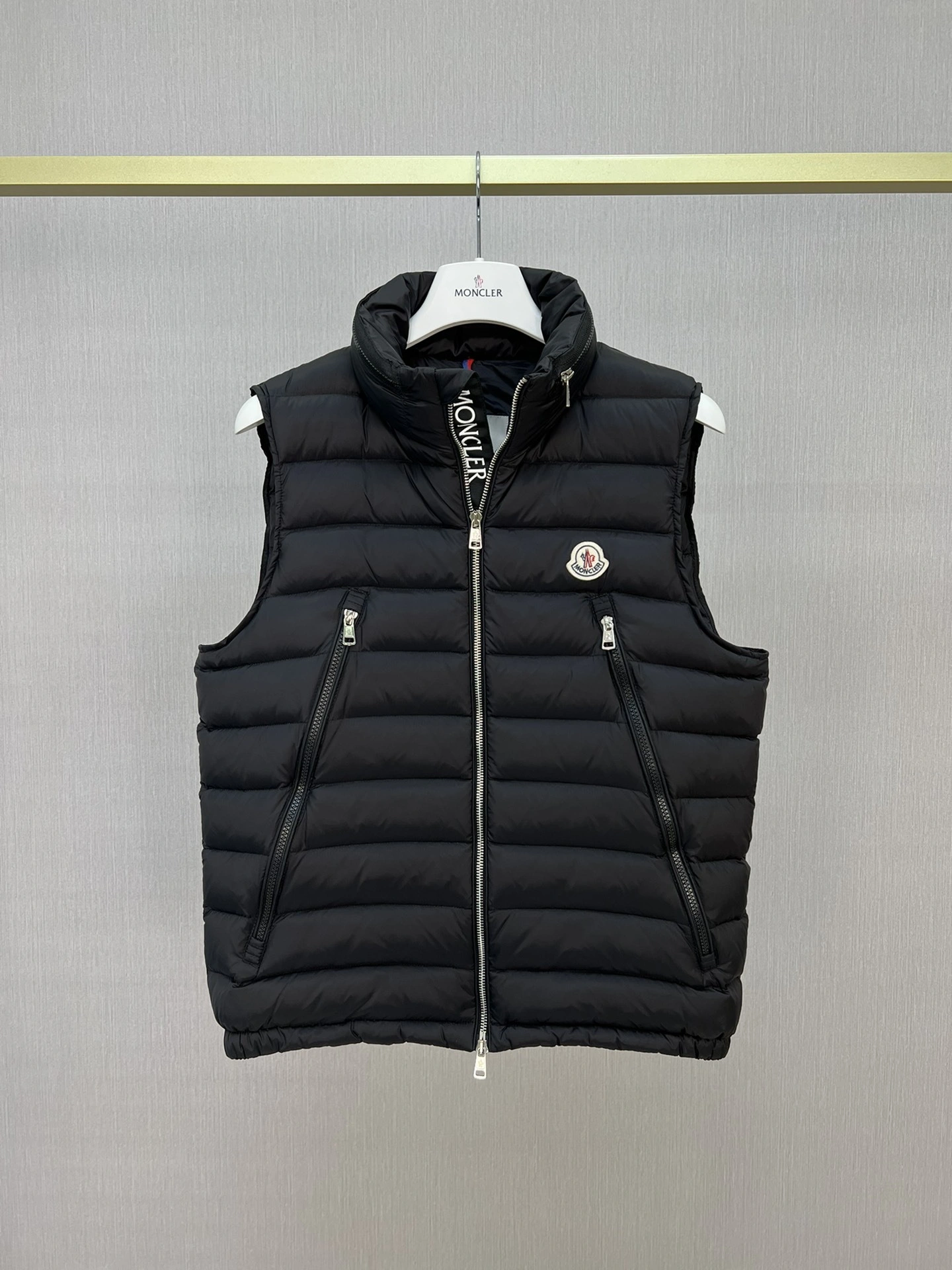 wg.luxury- 7o9385r oversized item:D-F365I0710